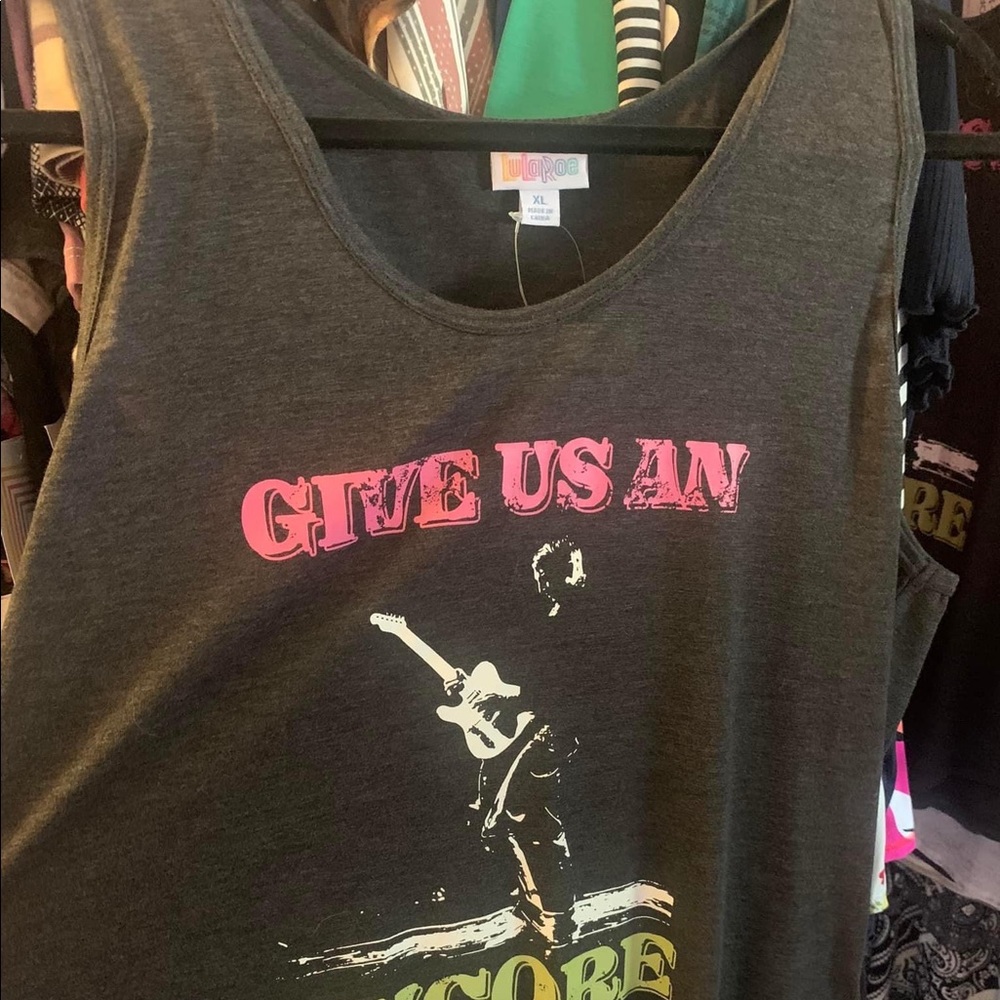 Awesome xL tank! LuLaRoe